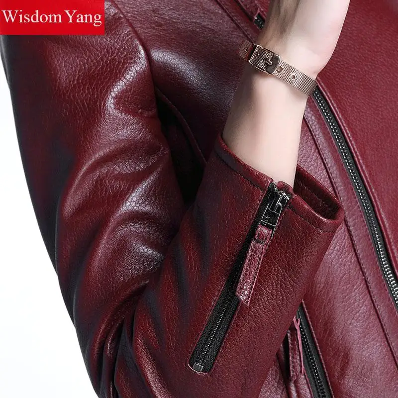 À Réel Véritable Femmes Longues Mouton Vestes Court De Rouge Coat En Burgundy Dames Manteaux Cuir Peau Jacekt Manches Bomber Vin Manteau Rivet Survêtement 5qEw74W