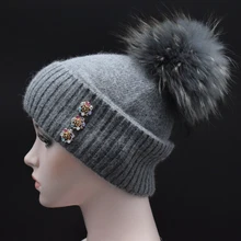2017 Женщины зима Шапочки hat шерсть шляпа Череп высокое качество Теплый леди вязать шапки Реального Мех Енота ПОМ АНГЛИЧАНЕ gorros горный хрусталь капот