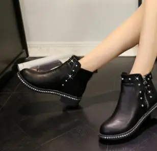 

2018 new thick with plus velvet cotton shoes Korean version of the wild rhinestone high to help women's booties.
