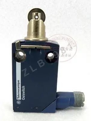 

DHL/EMS 1PC NEW for Sch-neider Osiswitch ZCMD21C12 ZCE02 Limit Switch -F2