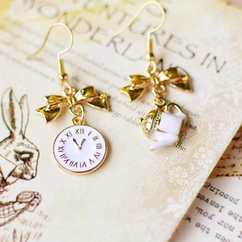 

Hot Alice's Afternoon Tea Clock Teapot Fashion Personality Popular Fresh Cute Creativity Handmade Earrings EA082