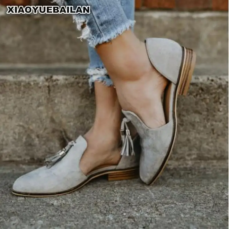

2019 spring style European and American pointed shallow mouth thick with tassel leisure ladies large size single shoes 2.22