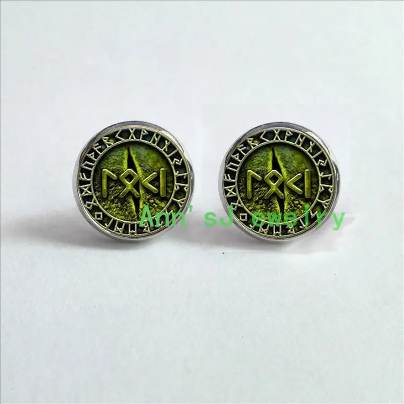ES-00186 1pair Snake ear stud Eye pierced earrings Loki Petite Written in Rune Earrings Studs jewelry glass Cabochon Post