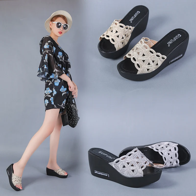 

Luxury Slides Shoes Woman 2019 Slippers Platform On A Wedge Women Heels Designer Soft Summer New High Wedges Fashion