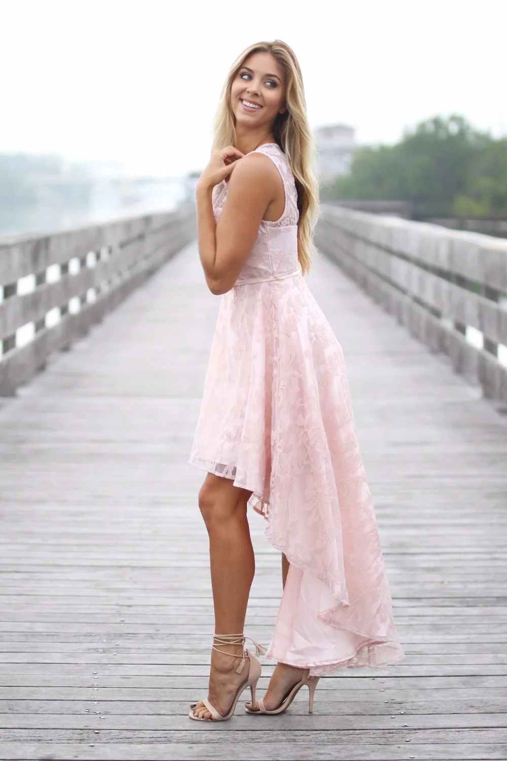 Dresses_Online_2048x2048