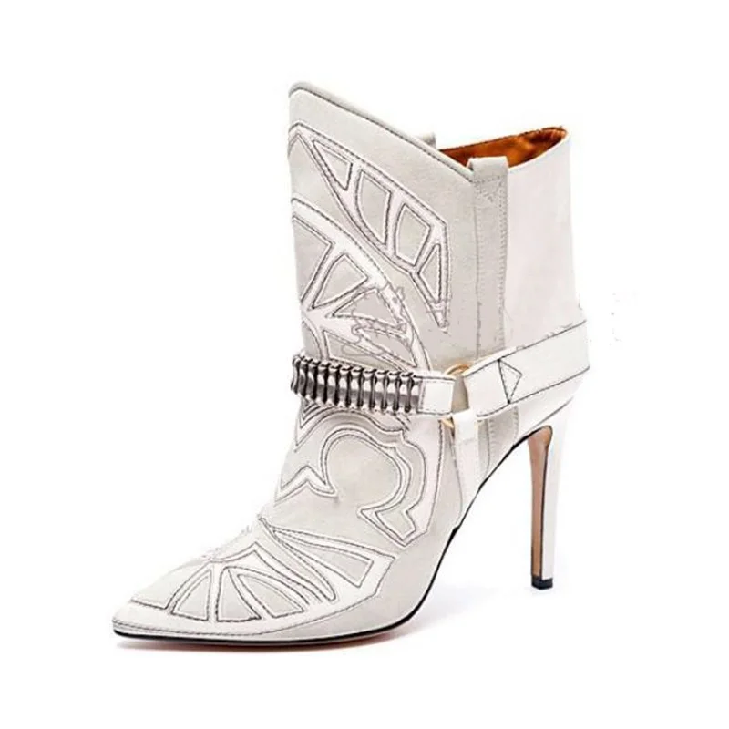 

Shoes Autumn For Women Embroidered Leather Ankle Boots Vintage Totem Pointed Toe Metal Chain Decor Knight Catwalk Boots