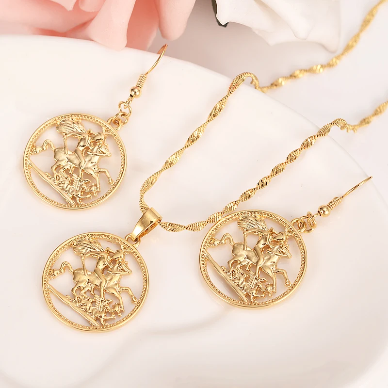 Gold coin pendant necklace earring for 