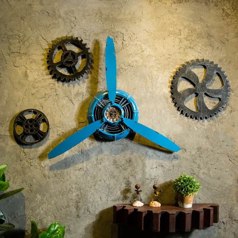 

3 color Industrial Air Plane Propeller Metal Wall Clock Mute And HD Display Aeroplane Retro Ornament Decor Crafts mx3050953