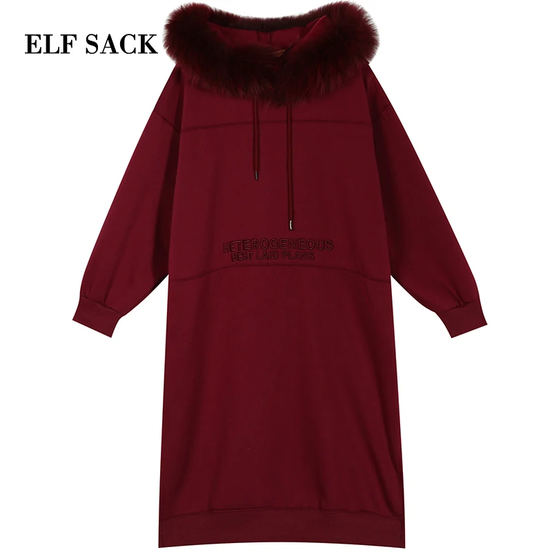 Женское платье Толстовка ELFSACK белое однотонное с меховым воротником длинные
