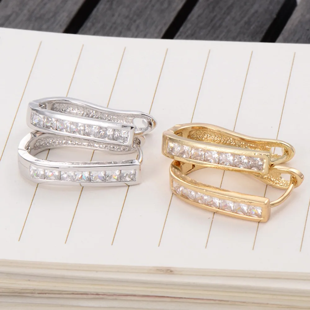 

2018 Crystal Stud Earrings Fashion Gold Color Zircon Earrings For Women Geometric Earring Shape Convenient Simple Stud Earrings