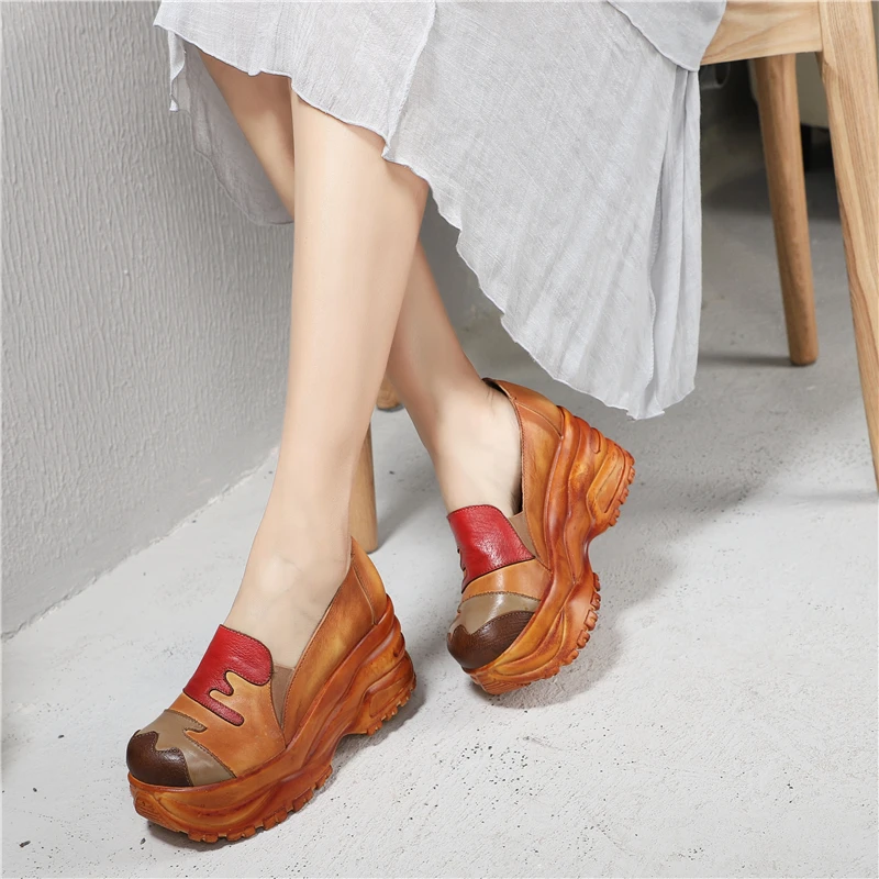 

Women Genuine Leather Pumps 7 CM High Heels Wedge Shoes Spring 2019 Embroidery Leather Women Pumps Handmade Brand Shoes Tyawkiho