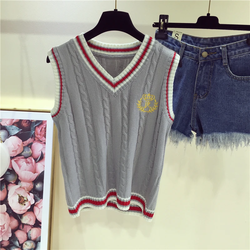 2018 New Spring Sleeveless Pullovers Sweater Knitted Vest V neck
