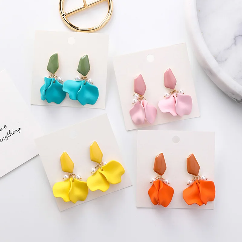 

2019 Summer Solid Color Pink Blue Orange Yellow Flower Petal Pearl Dangle Earrings For Women Korean Fashion Earring Jewelry