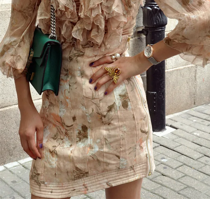 

Women floral-printed linen skirt multi-panelled high-rise style apricot floral skirt