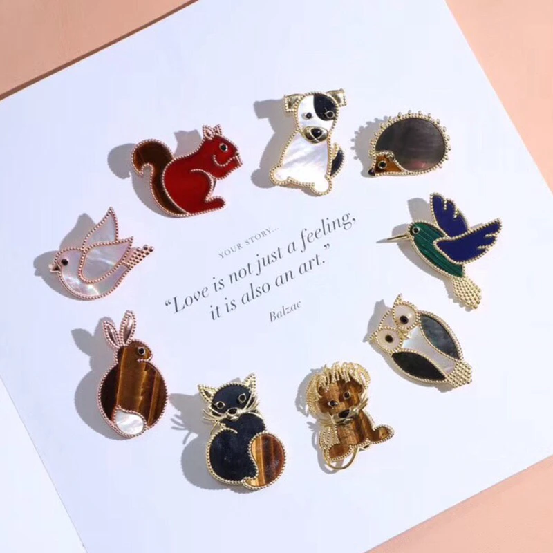 

Luxury Brand Jewelry 925 Sterling Silver Brooches Natural Shell Stone Cute Cat Dog Owl Hedgehog Lion Rabbit Squirrel Pigeon