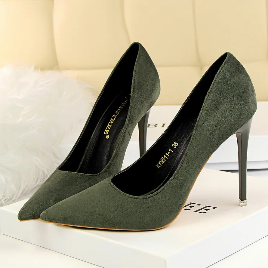 deep green heels