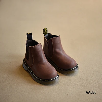 AAdct/ г.; сезон осень-зима; новые удобные ботинки ручной работы для девочек; Кожаные Ботинки Martin для мальчиков; модные детские ботинки; детская обувь - Цвет: Brown cloth inside