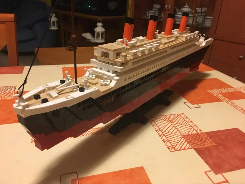 1021 шт Sluban 0577 игрушка Круизный корабль RMS титановая лодка модель строительные