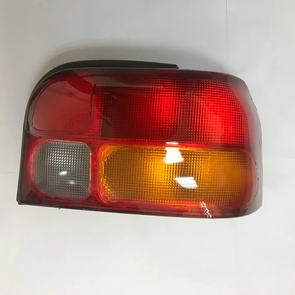 

1 Pair New Genuine Rear bumper signal Tail Lights Rear Brake Light Lamp for KIA pride 3DR 2000 2001 2002 2004