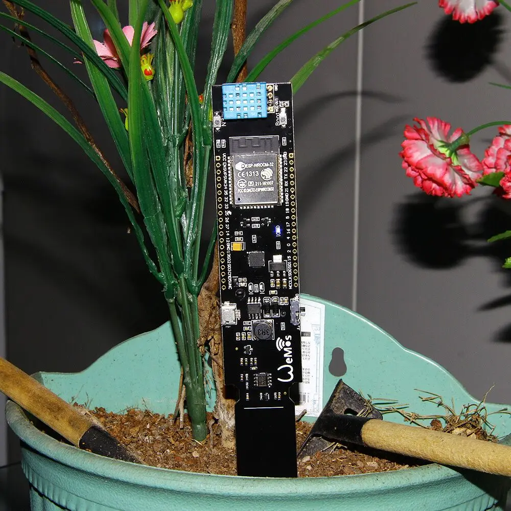 

DHT11 Upgraded version T-Higrowth ESP32 WiFi Bluetooth DHT12 soil temperature and humidity detection electrolyte sensor