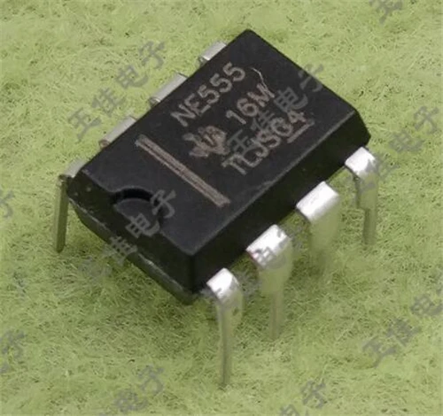 Бесплатная доставка! NE555 DIP 8 time circuit chip|Запасные части| |