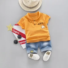 Одежда для маленьких мальчиков; летние хлопковые комплекты одежды для мальчиков; Новинка года; детские джинсы с короткими рукавами и надписью; Детские костюмы; костюм