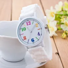 Moda Relojes de cuarzo para las mujeres blanco de lujo Relojes brazalete de silicona vestido Relojes reloj Relojes de Mujer regalo Mujer 328