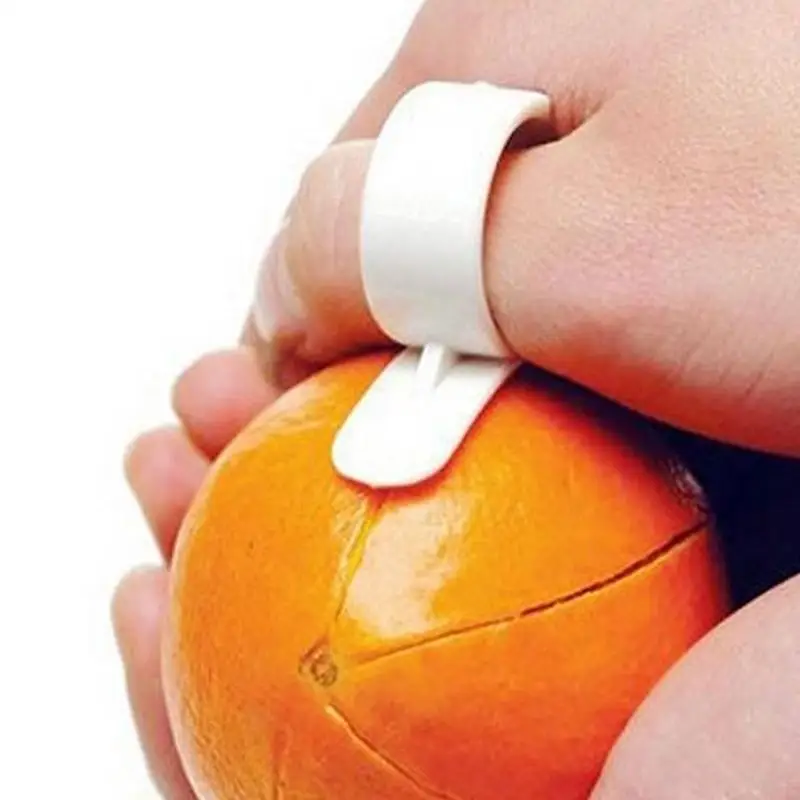 

Hoomall 1pc Plastic Fruit Orange Peeling Tool with Ring Open Orange Peeler Finger Type Cleverly Kitchen Gadgets Random Color