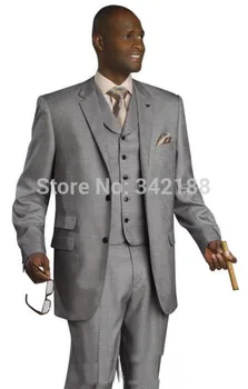 Tanie Darmowe Dwa Przyciski Groom Smokingi Light Grey Najlepszy Człowiek Notch Lapel Groomsman Mężczyźni Garnitury ślubne Oblubieniec (kurtka + Spodnie + Kamizelka + Krawat) Wed