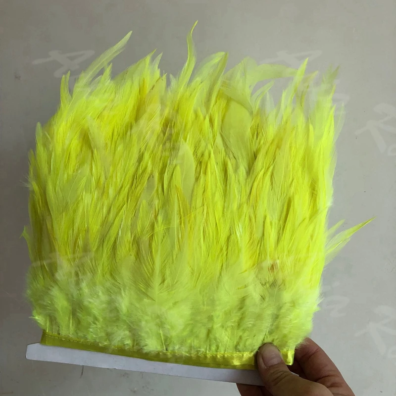 

2019 New Coming! 10 yard Neon Lime Yellow rooster feather fringe trims Height 4-6" Feathers for wedding party dress Decoration