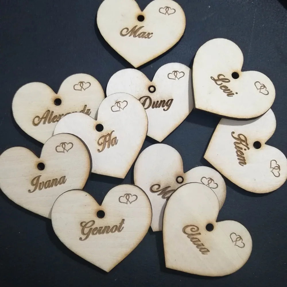 

50pcs Personalized Wood Hanger Love Heart Wedding Centerpieces Table Decoration Favors Custom Candy Tags Name Date