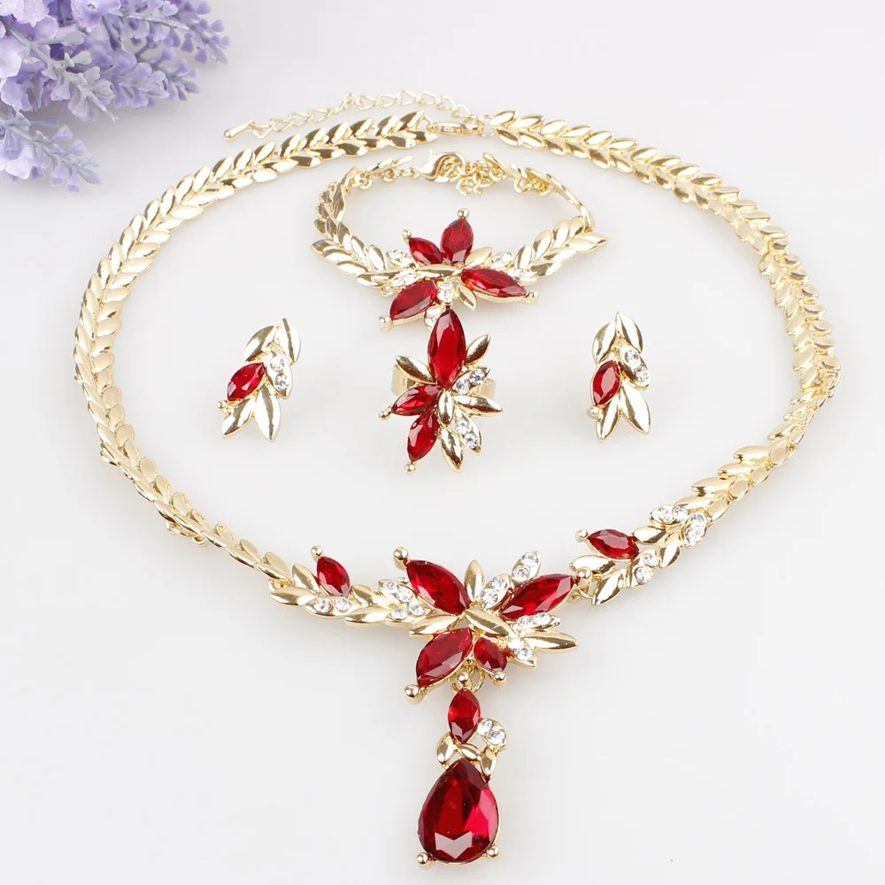 100+ Gambar Cincin Kalung Gelang Emas 100+ Gambar Cincin Kalung Gelang Emas