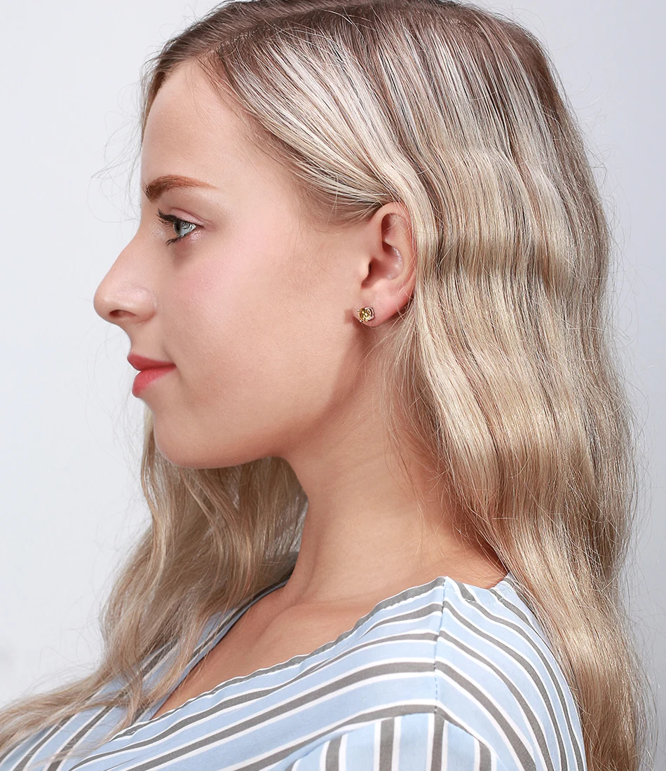 SE84-MODEL-IMG_7376-R