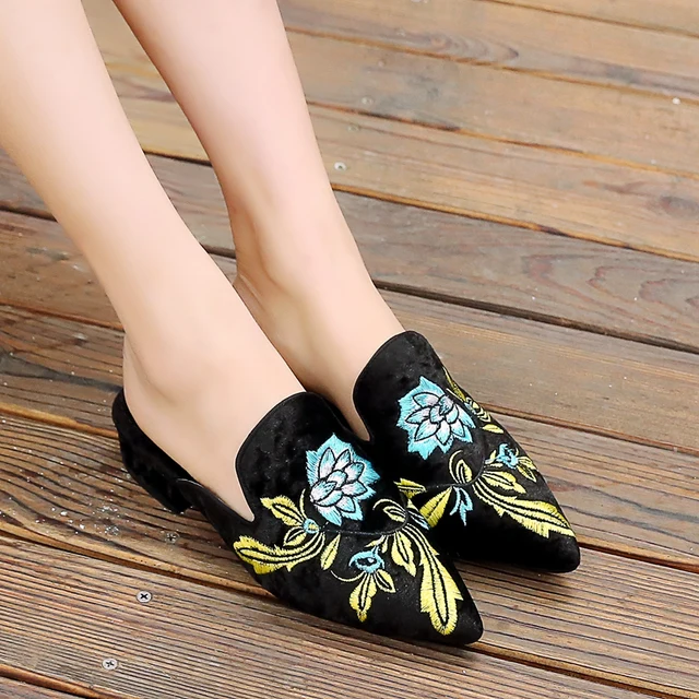 2017 Sandalias Mujer Sapato Tenis fashion Big Size Spring Summer Style Women Shoes Casual Home Beach Sandals Slippers 1029