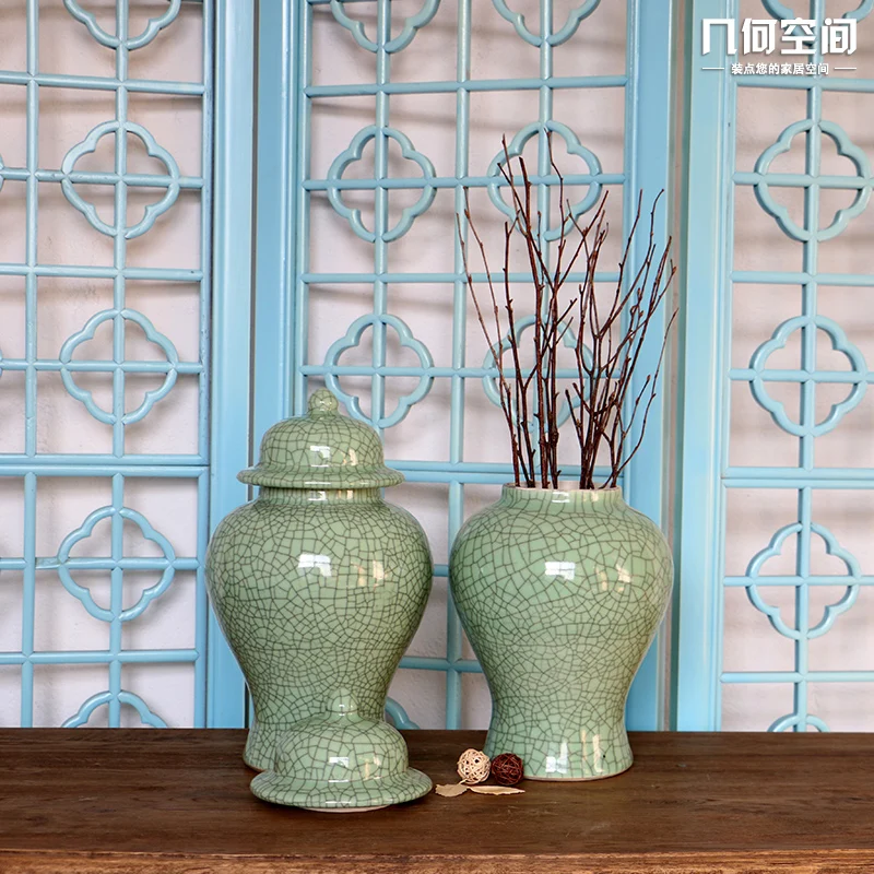 

Jingdezhen guan kiln porcelain crackle craft ceramic ginger jar pot