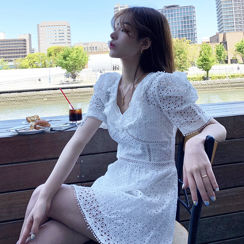 

So Cute! Petite Hollow Out Ruffles Puff Sleeve White Dress Lace High Waist Short Dress Robe Femme Vestido Fiesta Vestiti Donna