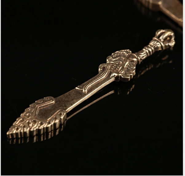 Непал Ручной мини чистая медь скульптура меч кулон ретро элегантный кулон Fit Ожерелье
