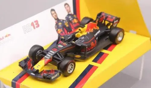 BBURAGO 1:43 INFINITI Red Bull RB13 модель автомобиля Даниэль Риккардо #3|Наземный транспорт| |