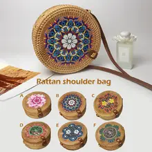 Women Fashion Handmade Straw Rattan Woven Shoulder Bag Summer Bohemian Ethnic Style Beach Crossbody Bags Vintage Flower Handbag цена Women Fashion Handmade Straw Rattan Woven Shoulder Bag Summer Bohemian Ethnic Style Beach Crossbody Bags Vintage Flower Handbag цены онлайн