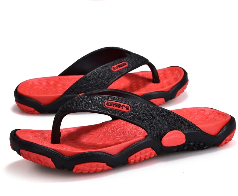 

2019 new Men Clip On Outdoor Slippers Fashion Summer Breathable Slippers Beach Bathroom Slippers Slides Flip Flops Male Footwear