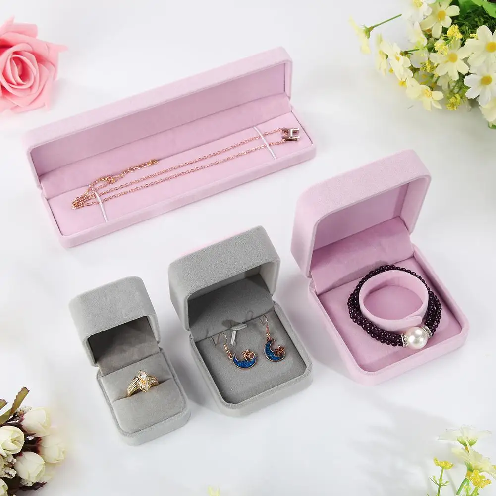 

Faux Velvet Jewellery Display Box Case For Necklace Rings Earring Set Square Jewellery Packaging Boxes
