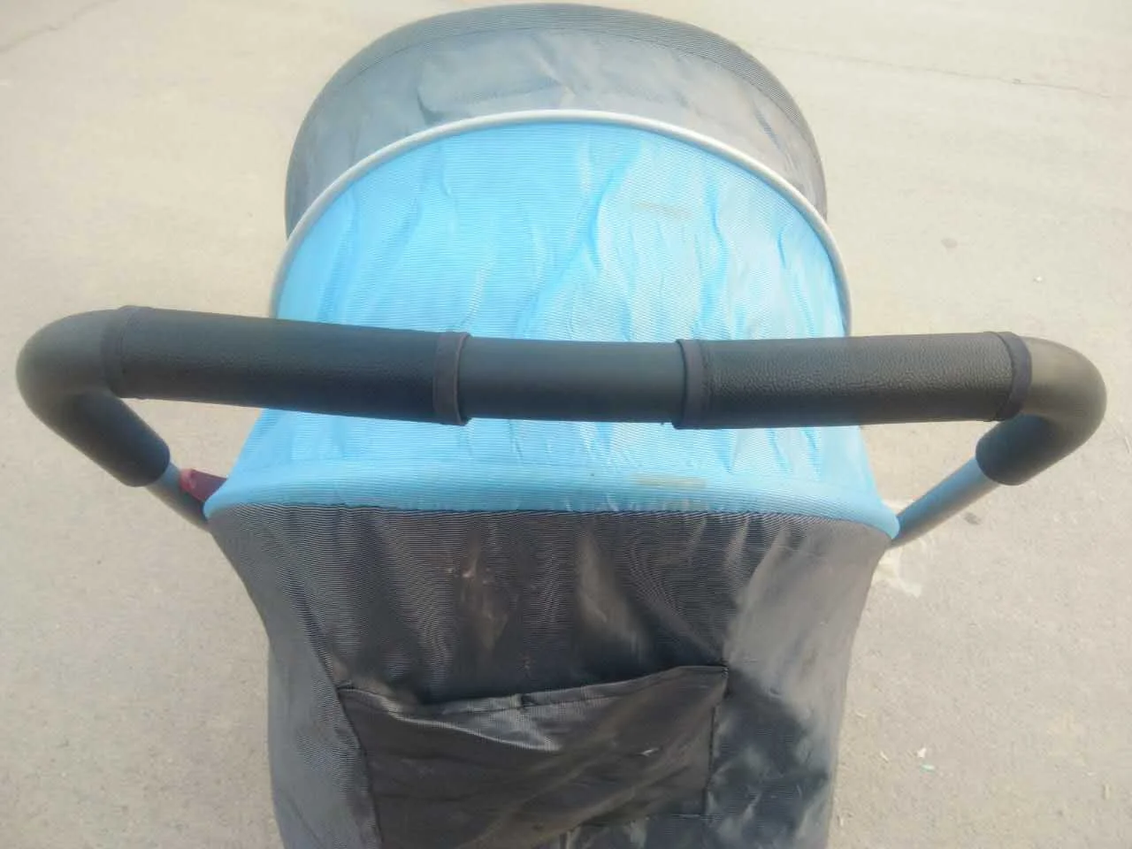 baby stroller accessories girly Baby Pram Handle Artificial leather Pushchair Stroller Armrest Case Protective Cover 2pc/pair General stroller 14cm x 11cm baby stroller accessories baby bottle rack	