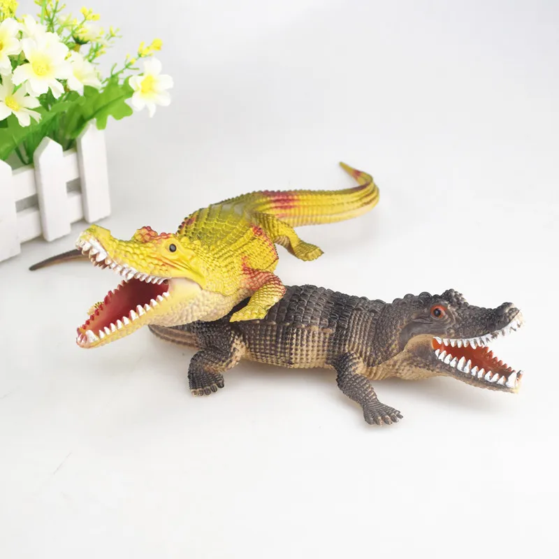 Simulation crocodile Rubber Toy Safari Garden Props Joke Prank Gift Novelty and Gag Playing Jokes Toys 30cm