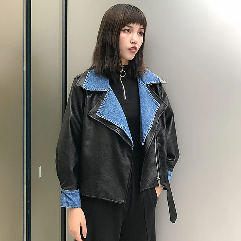 TWOTWINSTYLE из искусственной кожи Женская куртка большого размера с длинным рукавом