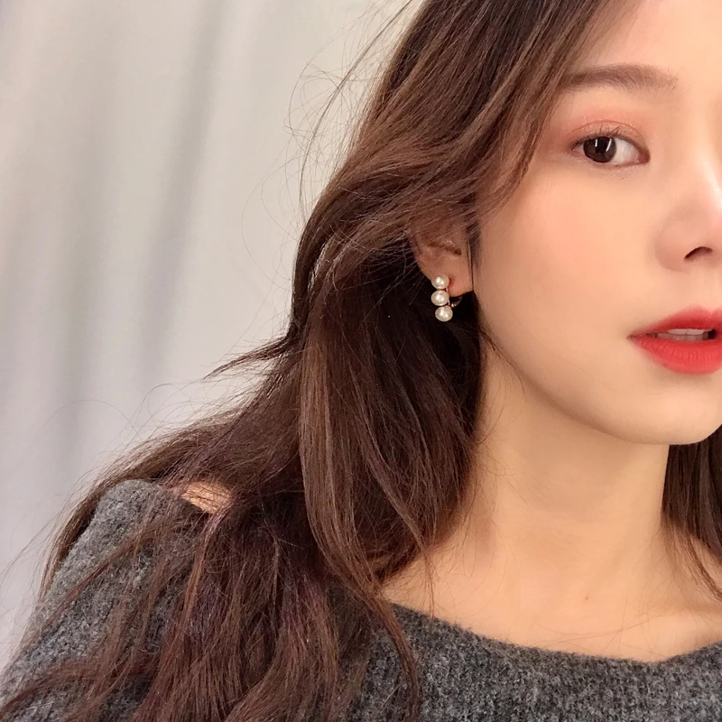

Timeless Wonder Cute Triple Faux Pearl Stud Earrings Gown Party Gift Top Stunning Ins Korean Japan Simple Look Chic Trendy 3233