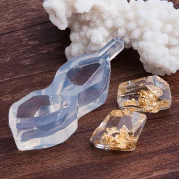 

Doreen Box Silicone Resin Mold For Jewelry Making Faceted Irregular White 58mm(2 2/8") x 18mm( 6/8"),1 Piece 2017 new