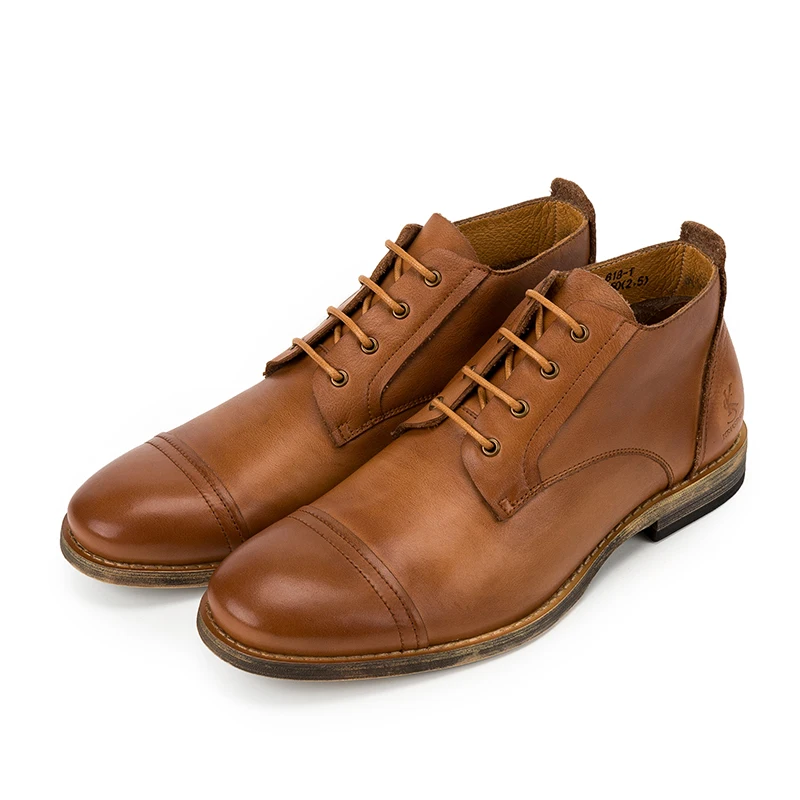 casual boots and shoes