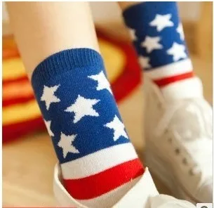 Free shipping red white and blue color stripe the pentagram pattern creative cotton socks women's | Женская одежда