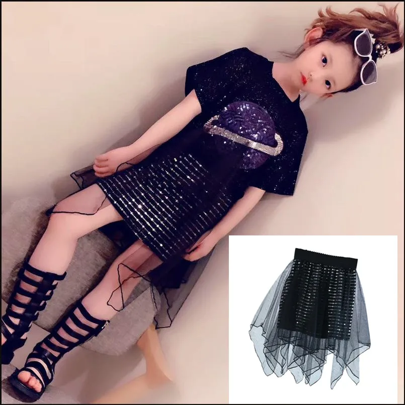 

Fashion mesh patchwork Sequined skirts for baby girls teenage Asymmetrical balck Elastic waist skirts children mini skirts ws556