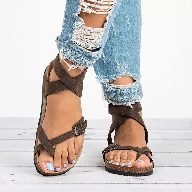 Women Sandals 2019 New Women Summer Shoes Leather Gladiator Sandals Women Beach Sandals Lady Flat Flip Flop Plus Size 43